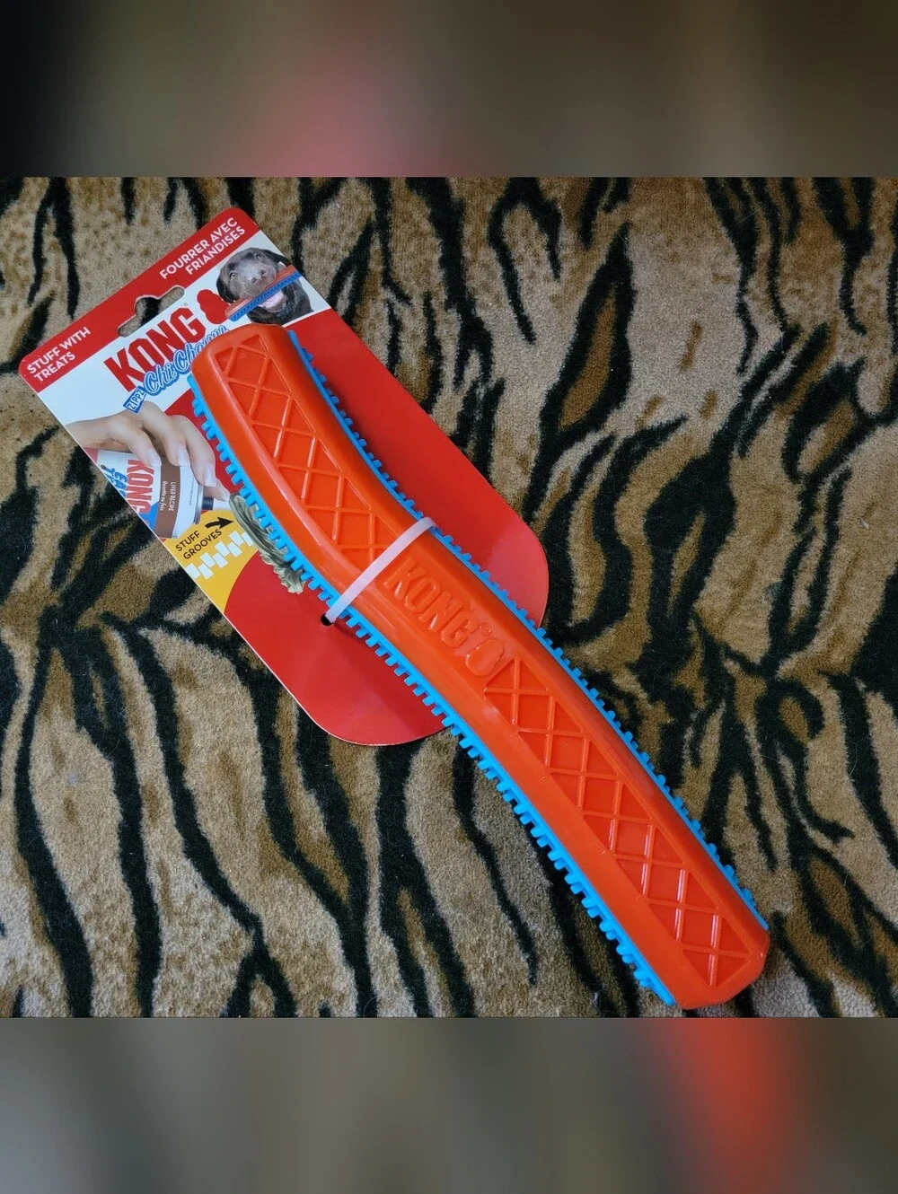 Kong Dog Zippz Chi Chewy  Interactive Treat Chew & Toss Stick. New Ea Large